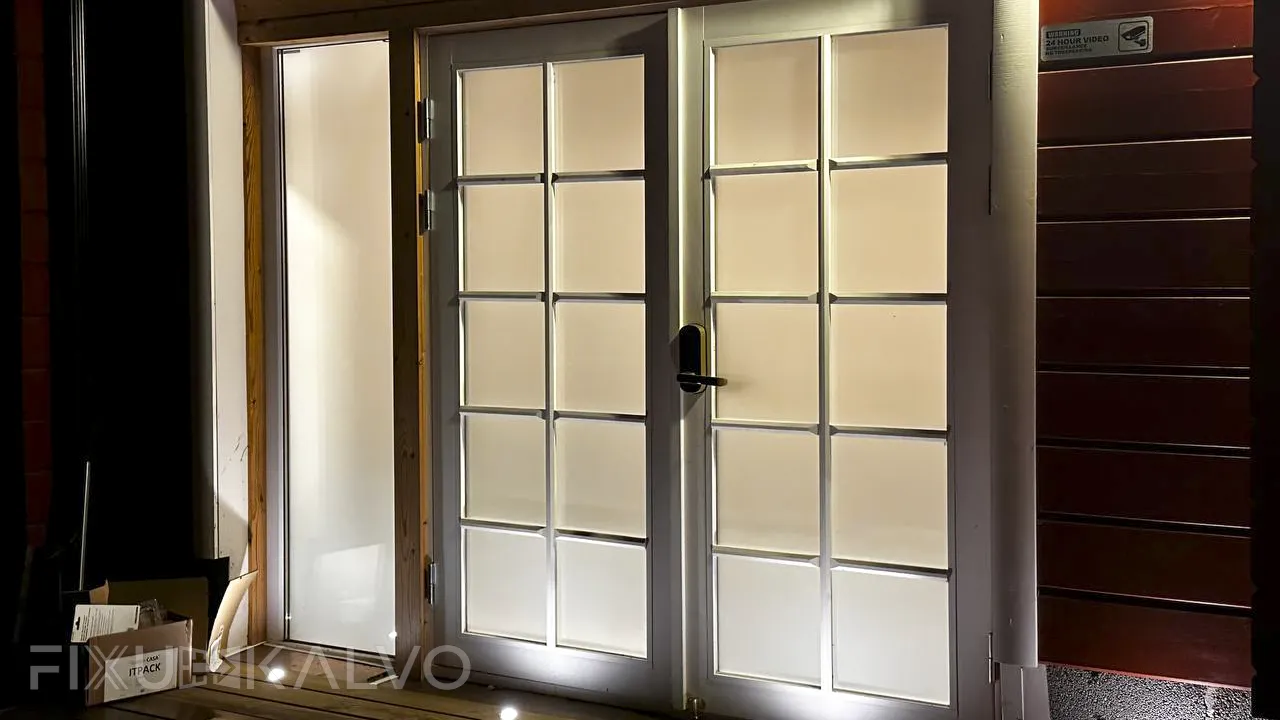 Älykalvot asennettuna mökkiin