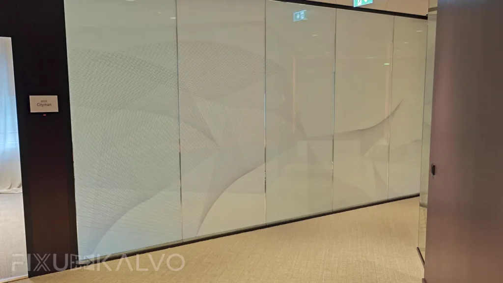 Älykalvot asennettuna Microsoftin toimistossa Keilaniemessä