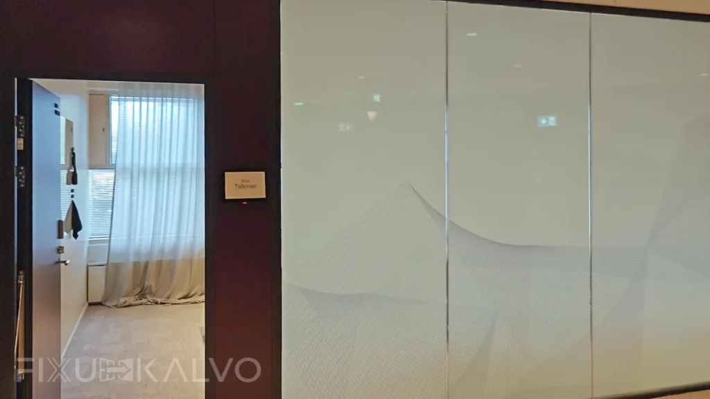 Älykalvot asennettuna Microsoftin toimistossa Keilaniemessä