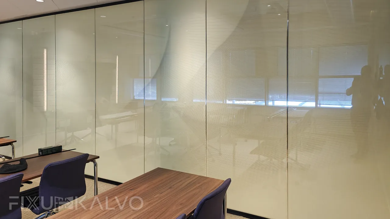 Älykalvot asennettuna Arkin toimistoon Keilaniemessä